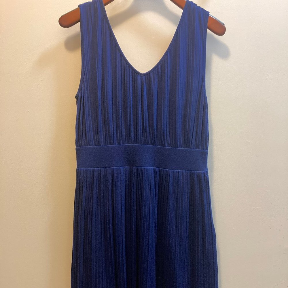 BANANA REPUBLIC, Pleated Dress